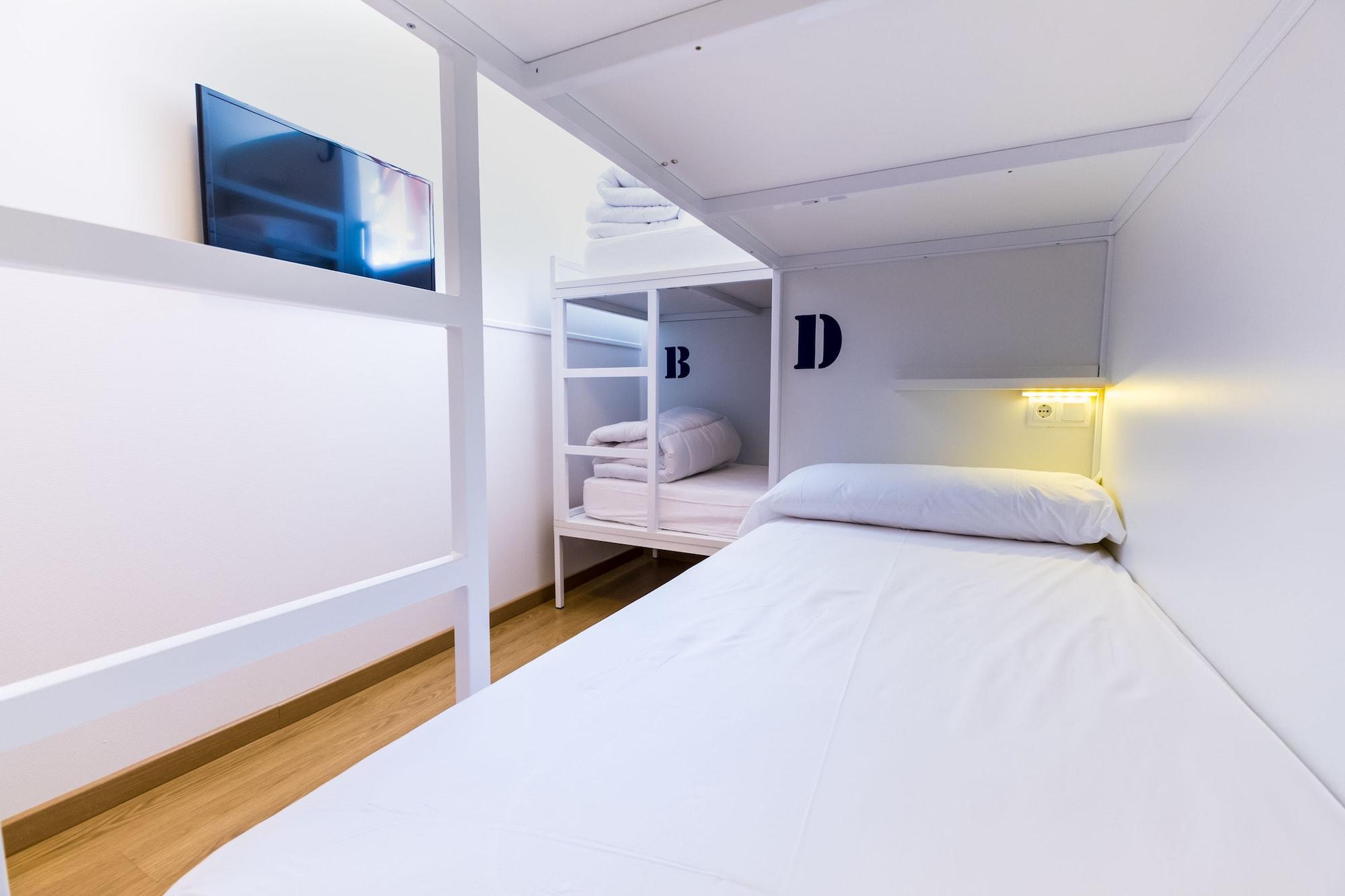 Albergue Far Bernabeu Madri